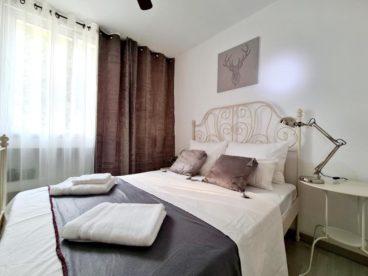 Nice Apartments On Ben Yehuda Str Tel Aviv Ngoại thất bức ảnh