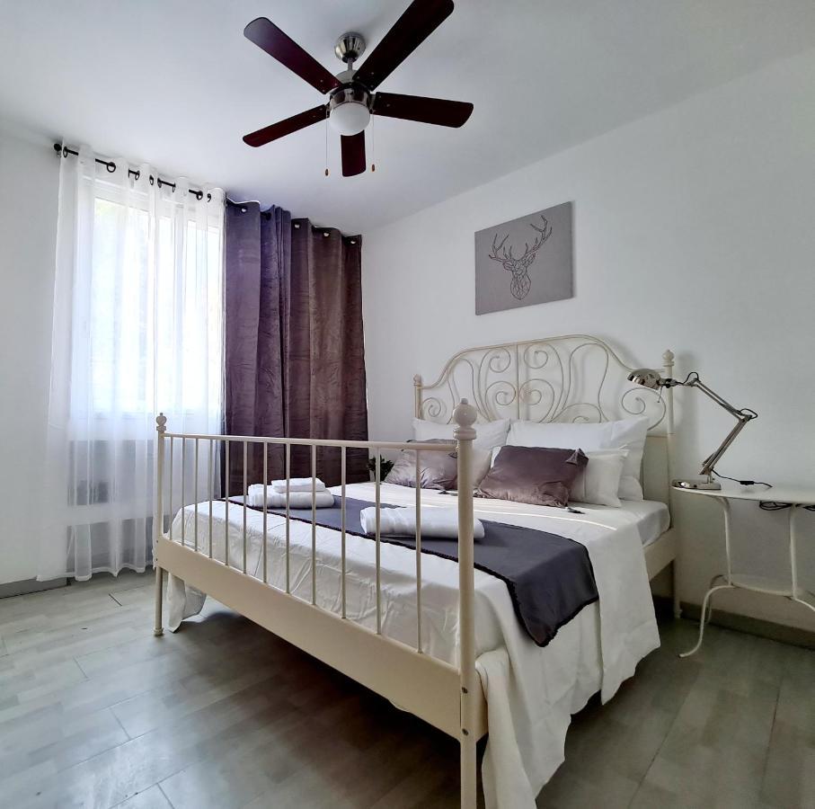 Nice Apartments On Ben Yehuda Str Tel Aviv Ngoại thất bức ảnh