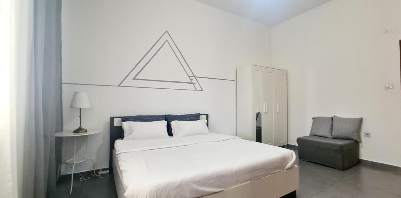 Nice Apartments On Ben Yehuda Str Tel Aviv Ngoại thất bức ảnh