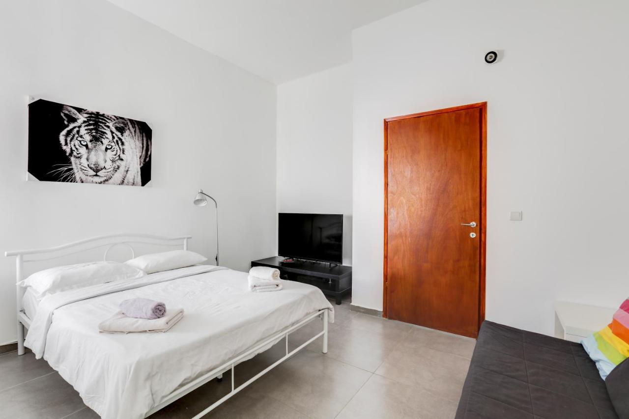 Nice Apartments On Ben Yehuda Str Tel Aviv Ngoại thất bức ảnh